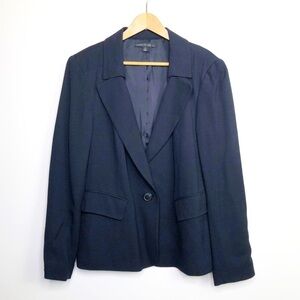 LAFAYETTE 148 New York black one button closure blazer